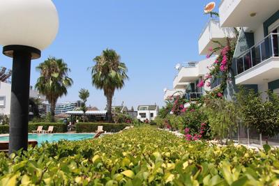 Blue Moon Villa