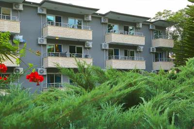 Bayar Garden Holiday Village