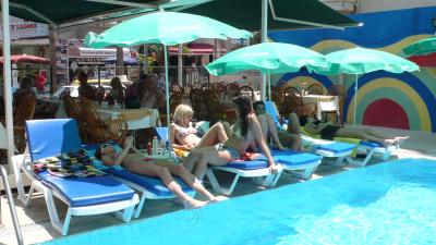 Kleopatra Smile Hotel