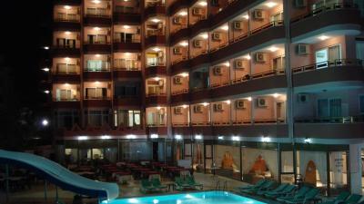 Grand Bayar Beach Hotel