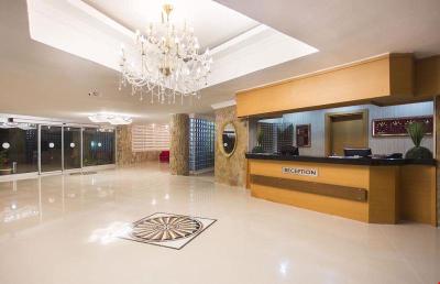 Grand Juno Beach Hotel