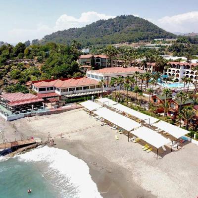 Green Paradise Beach Hotel