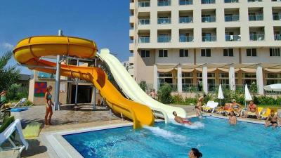 Hedef Rose Garden Hotel
