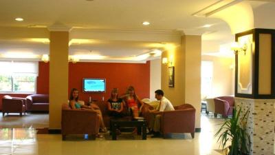 Senza İnova Beach Hotel