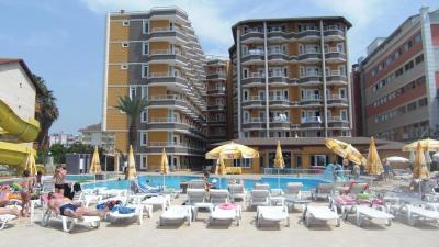 Senza İnova Beach Hotel