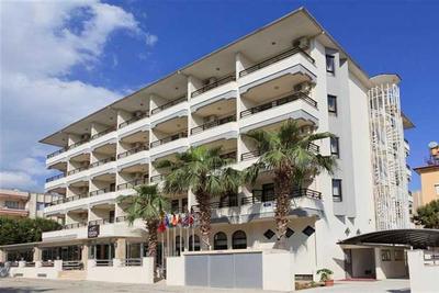 Xperia Kandelor Hotel