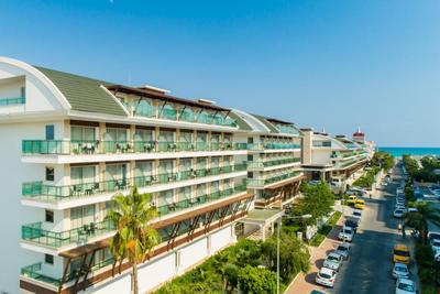 Crystal Waterworld Park Resort & SPA