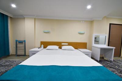 Myra Roof Butik Apart