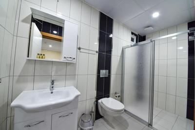 Myra Roof Butik Apart