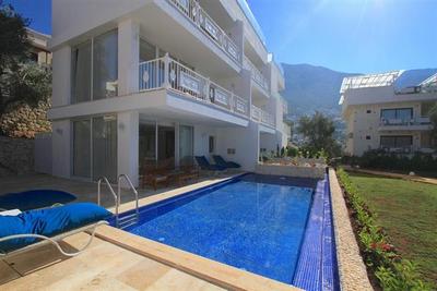 Oasis Hotel