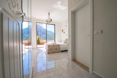 Villa Antik