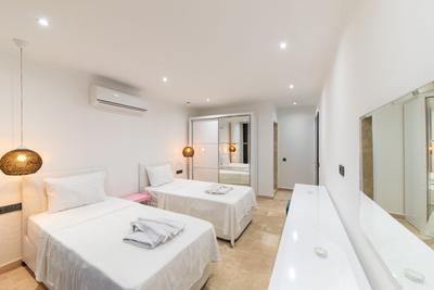 City of the Night Kalkan