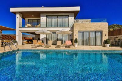 Villa Magnum