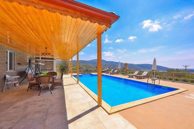 Villa Ak 2