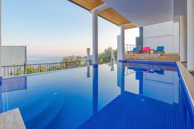 Firuze Villa