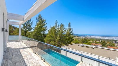 Villa Hunt 2
