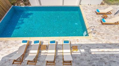 Villa Hunt 2