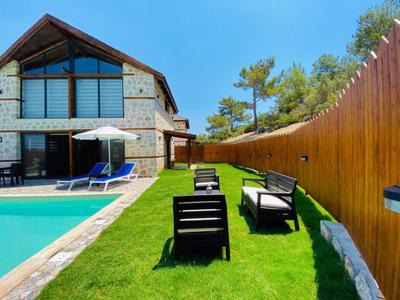 Villa Bellisima 2
