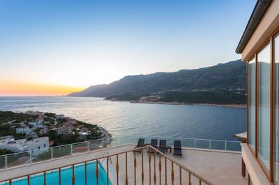 Villa Lara