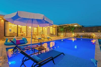 Villa Asel Stone 