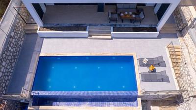Villa Pine
