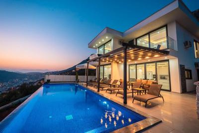 Villa Linos 2