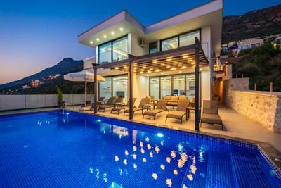 Villa Linos 2