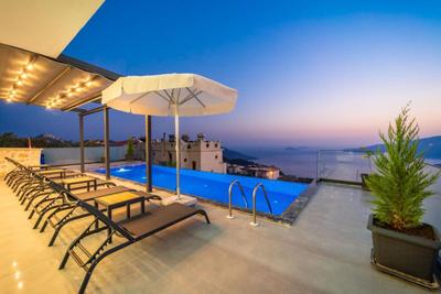 Villa Linos 2