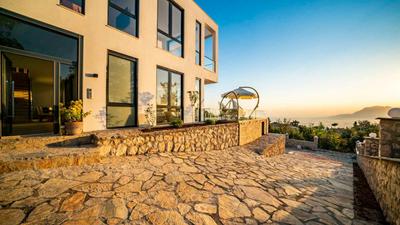 Villa Hunt 1