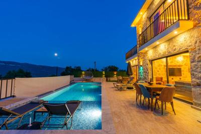 Villa Twilight