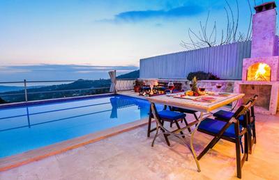 Villa Luck