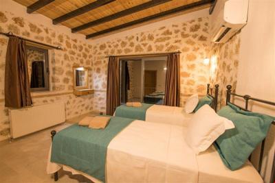 Villa Emy-01