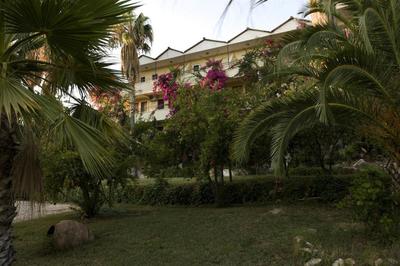 Hotel Pataros