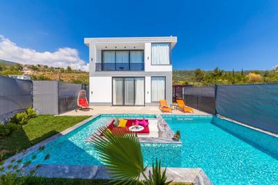 Villa Fariz