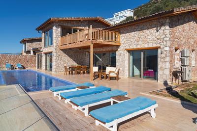 Villa Joy-01