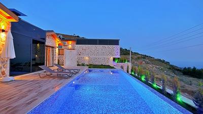 Villa Ayla
