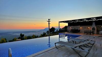 Villa Ayla