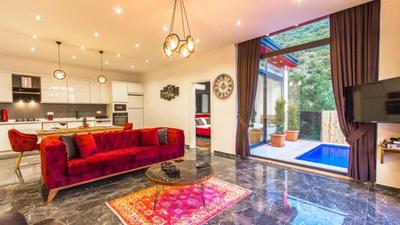 1 Odalı Özel Havuzlu Villa OO118
