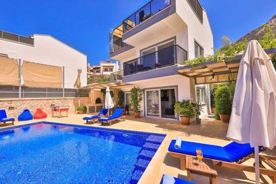 Villa Maden 