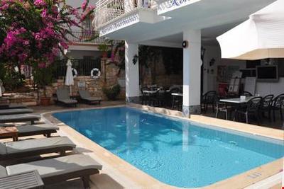 Korsan Apartments