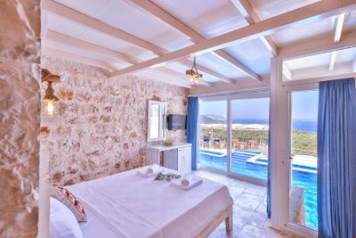 Lisia Otel