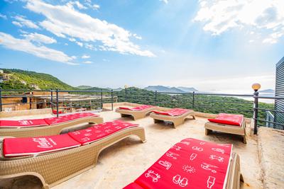 Lisia Sunset Hotel