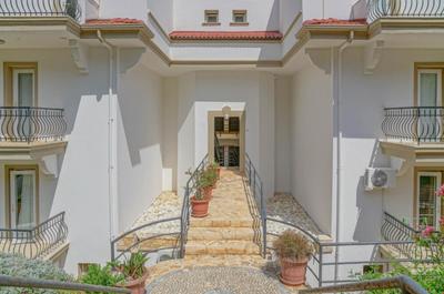 Mona Apartment