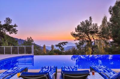 Özel Havuzlu Villa Swiss