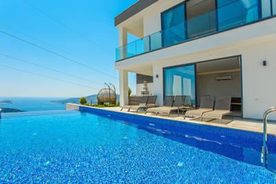 Villa Lamazi2