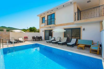Villa Light 1