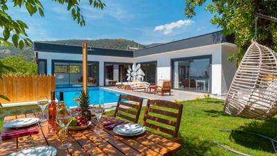 Villa Aqua Duo