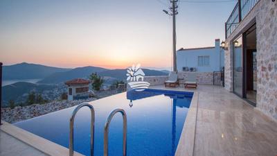Villa Blue