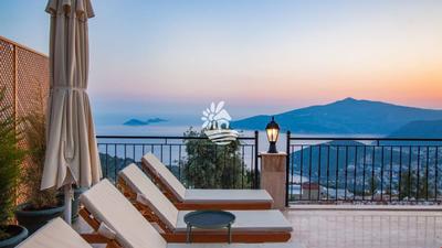Villa Blue