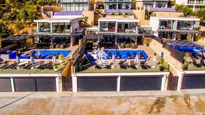 Villa Blush